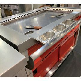Teppanyaki Gas 3 Heizzonen | Grillfläche Maße 1200 x 550 mm | Brenneranzahl 3 Produktbild 7 S